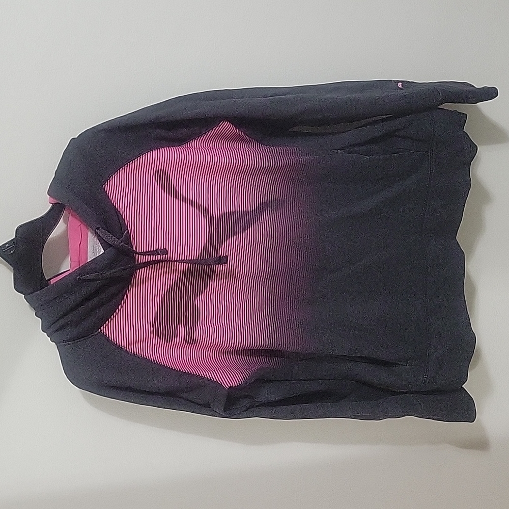EUC Women's Puma Hoodie